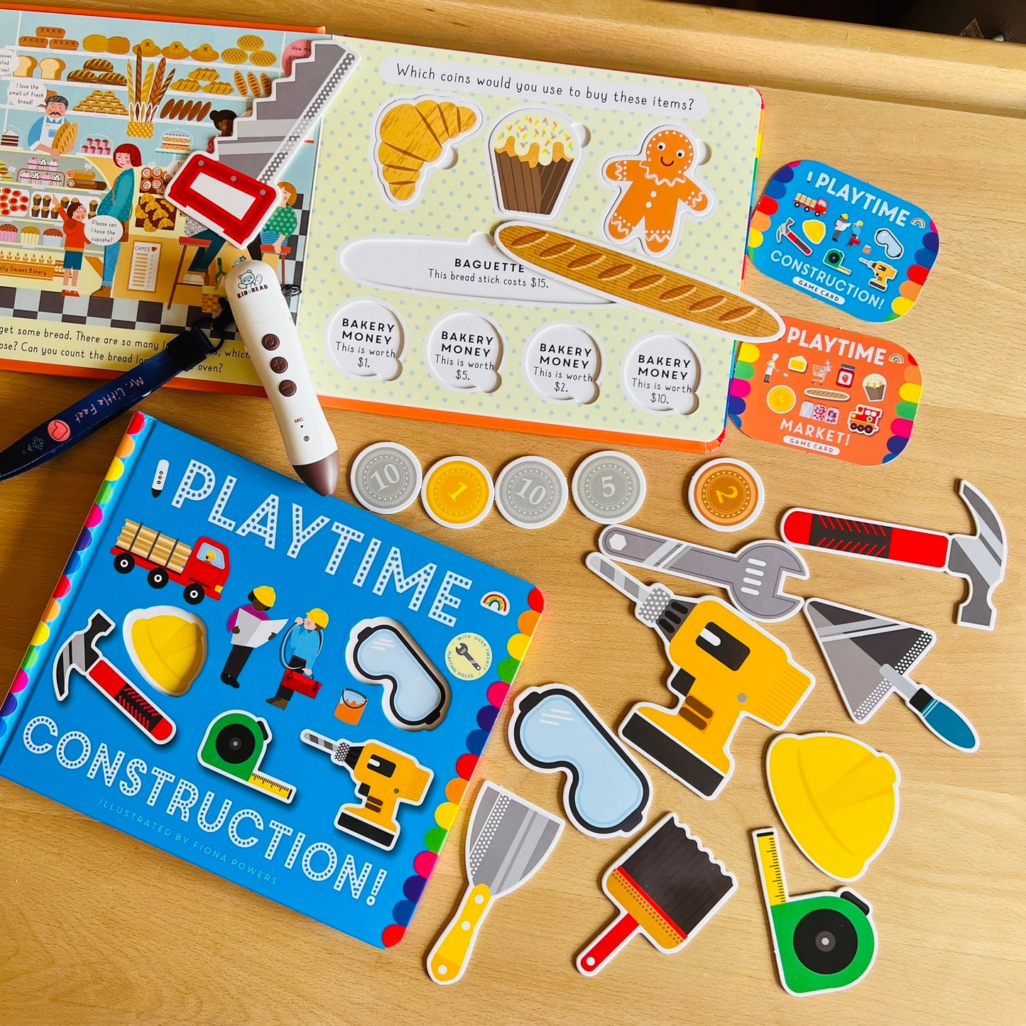 幼兒英文操作點讀書套組 (多感官操作書加真實圖片英文拼音讀本)