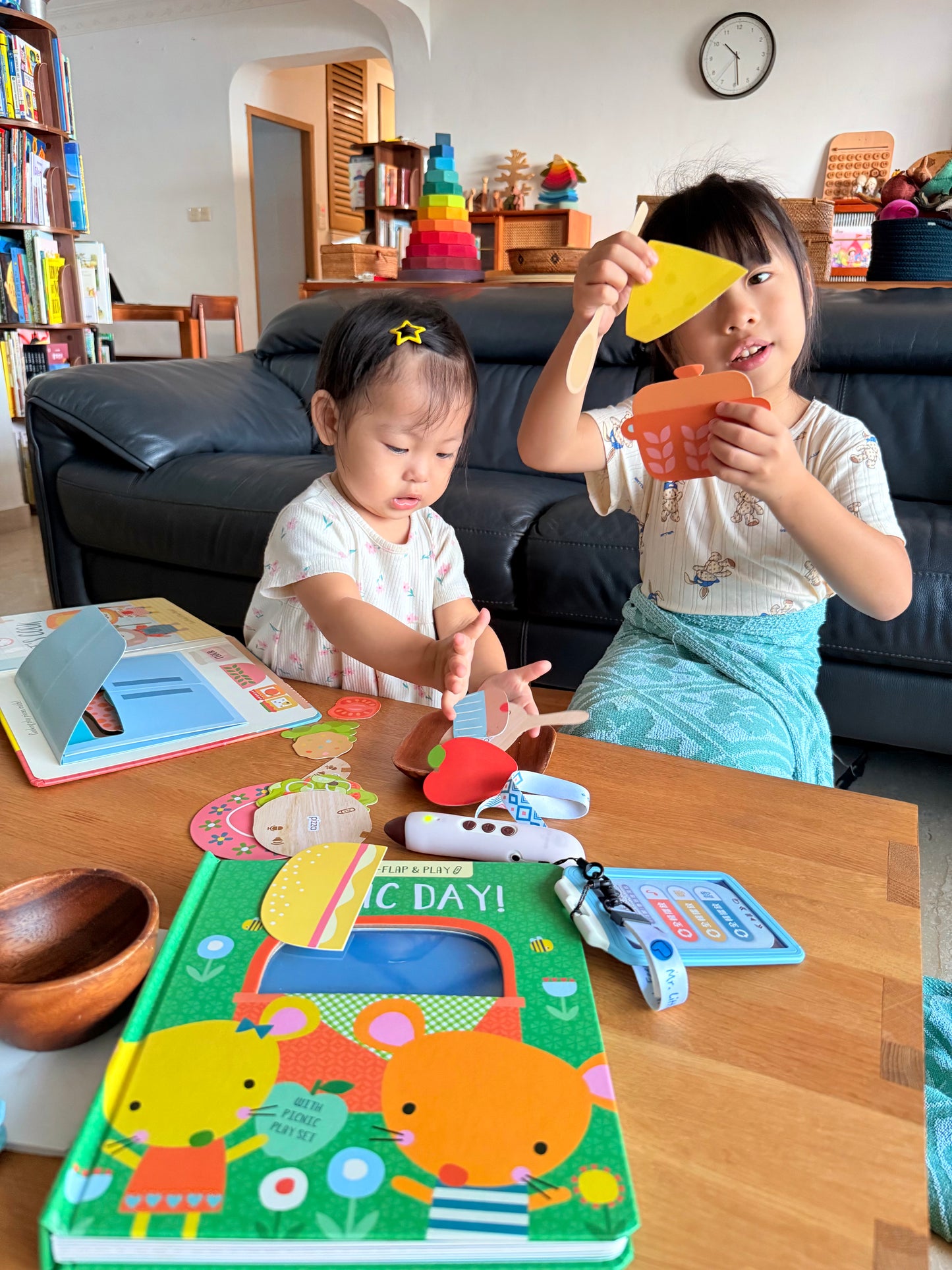 Picnic Day & Grocery Store 角色扮演遊戲書