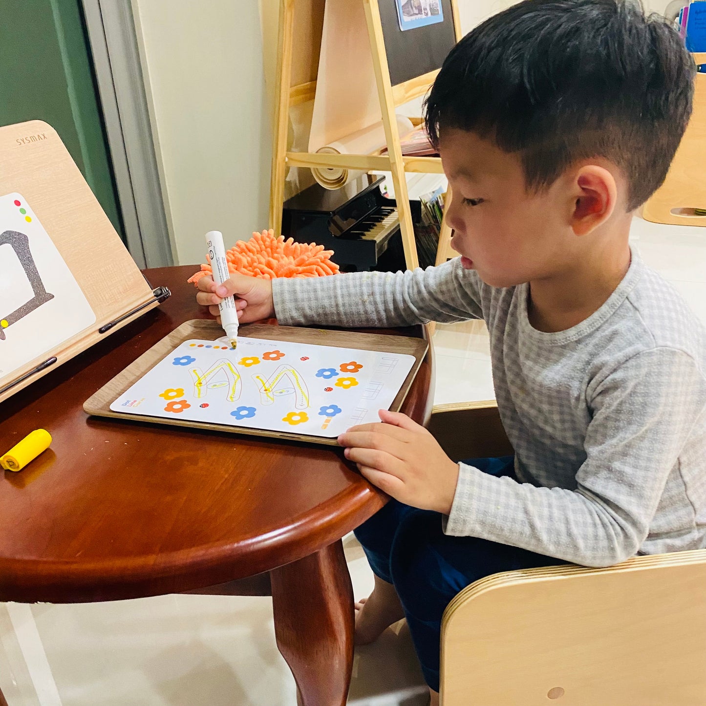 觸感中文寫字組合第一輯 + 第二輯 (The Little Learner Bundle + The Little Reader Bundle)