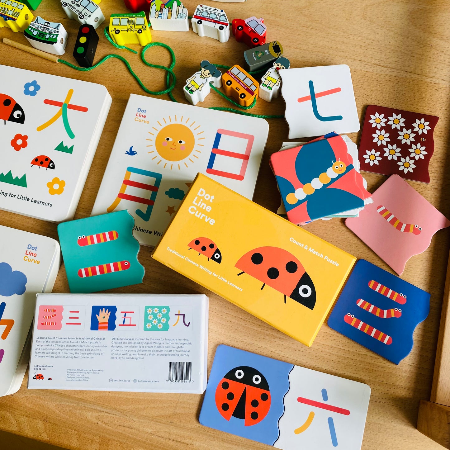 The Dot Line Curve Collection (Bundle of All Writing Sets + Count & Match Puzzle) 觸感中文寫字組合及中國數字硬頁配對拼圖