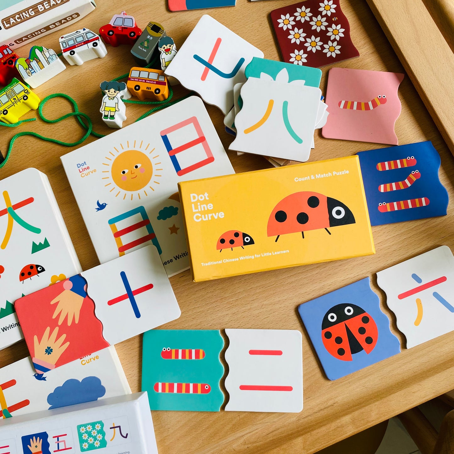 幼兒中文執筆寫字預備優惠套組「四選三」(Pin Poking 工作套組、 香港交通工具串珠 、觸感寫字小書及寫字板)
