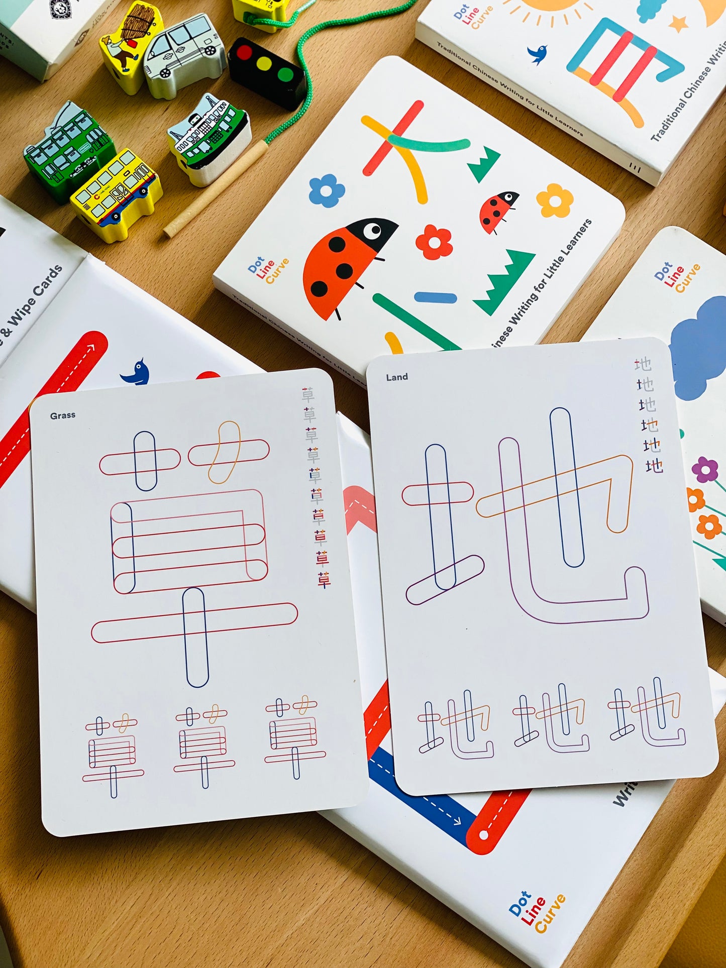 幼兒中文執筆寫字預備優惠套組「四選三」(Pin Poking 工作套組、 香港交通工具串珠 、觸感寫字小書及寫字板)