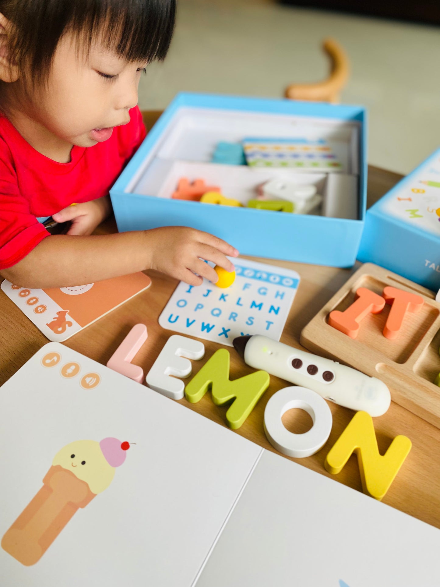 KidsRead 基礎點讀英文字母學習系列 大套組 (有聲積木 加 Phonics cards)