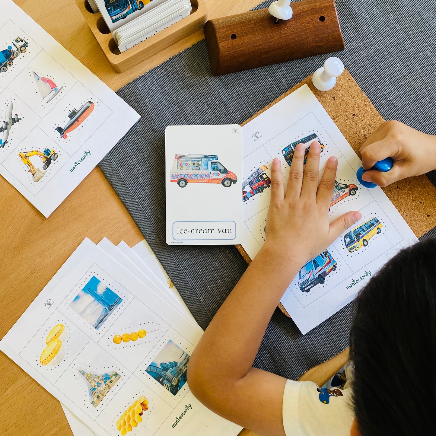 幼兒中文執筆寫字預備優惠套組「四選三」(Pin Poking 工作套組、 香港交通工具串珠 、觸感寫字小書及寫字板)