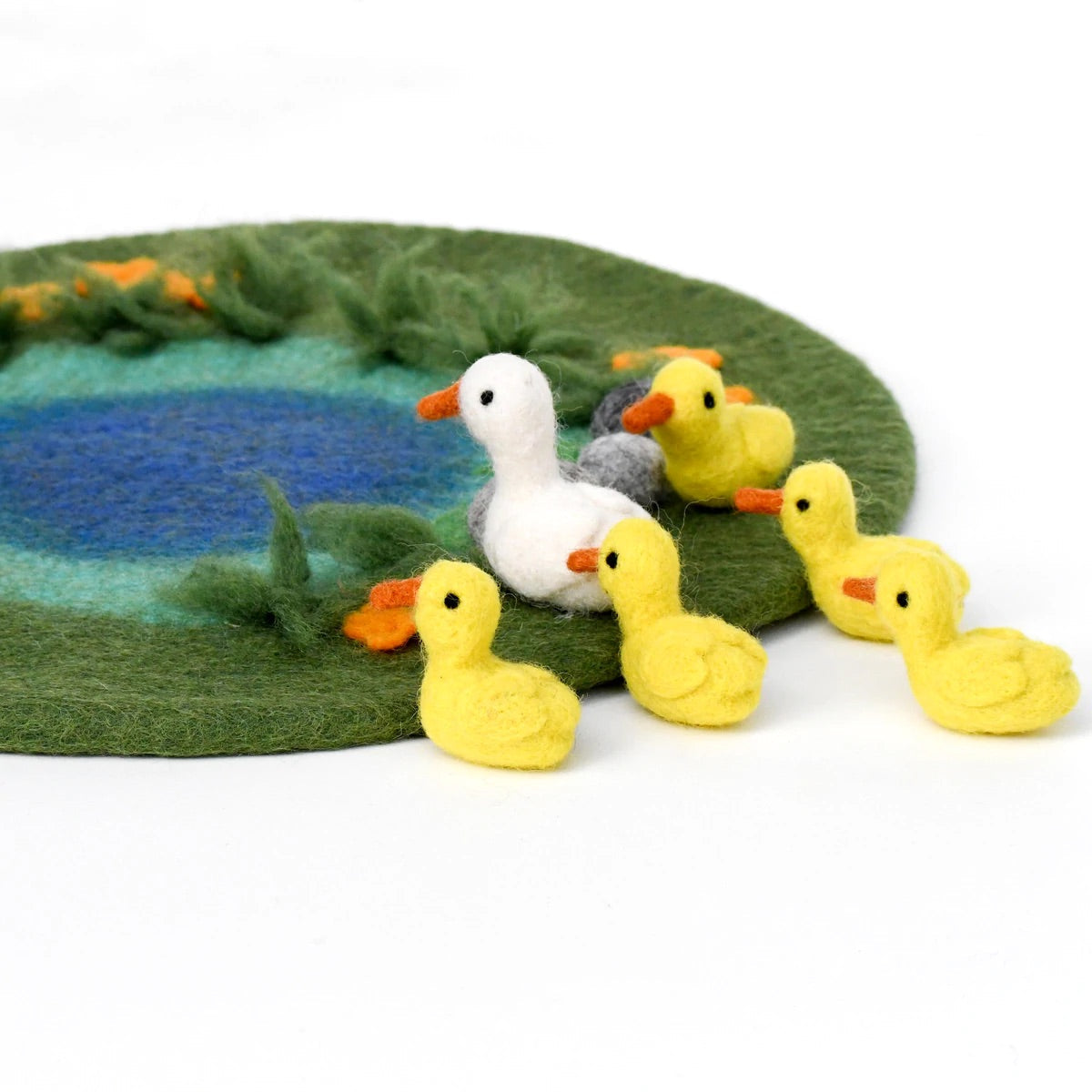 Duck Pond with 6 Ducks Play Mat Playscape 小池塘主題遊戲地墊
