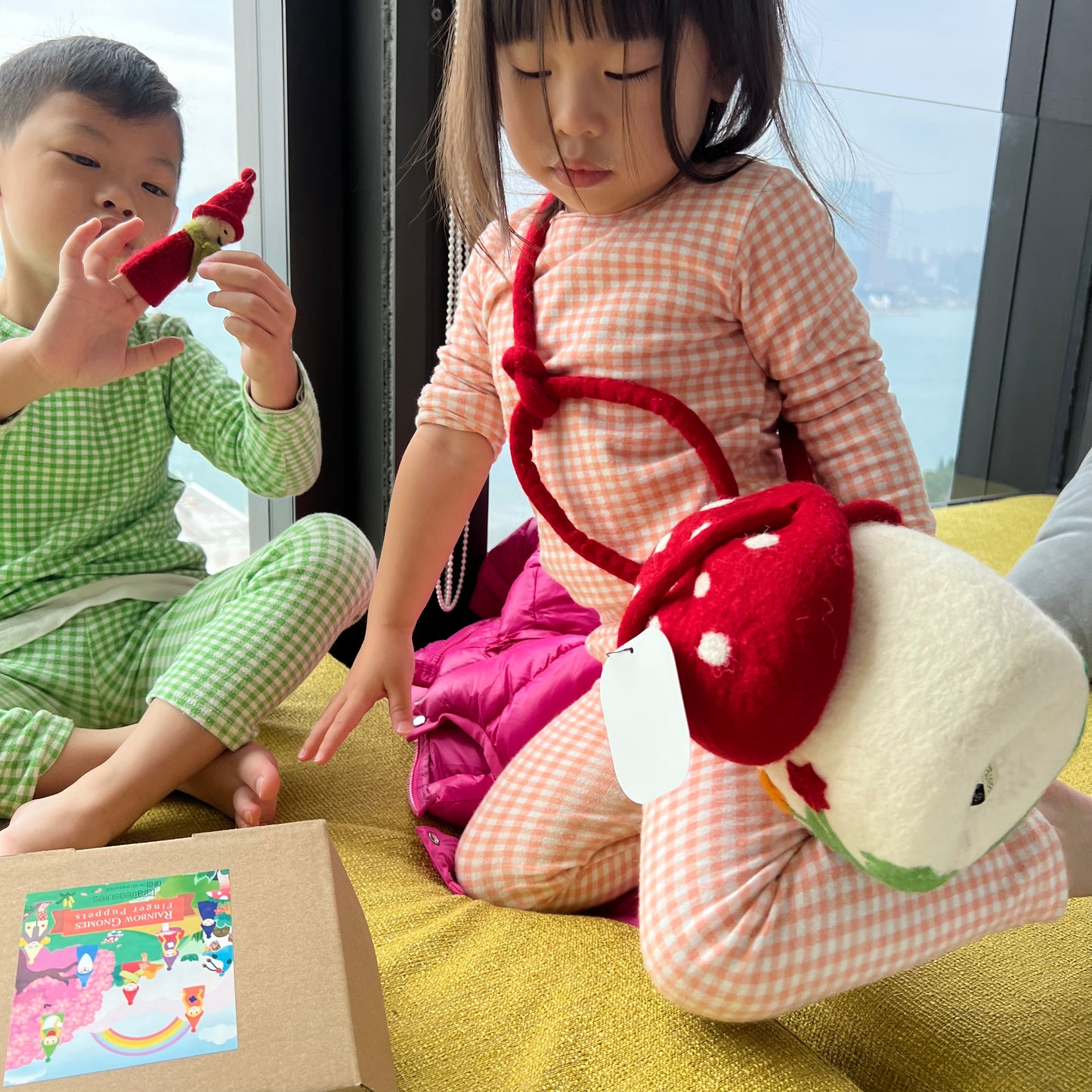 Rainbow colour Gnomes Finger Puppet 彩虹色精靈羊毛氈玩具
