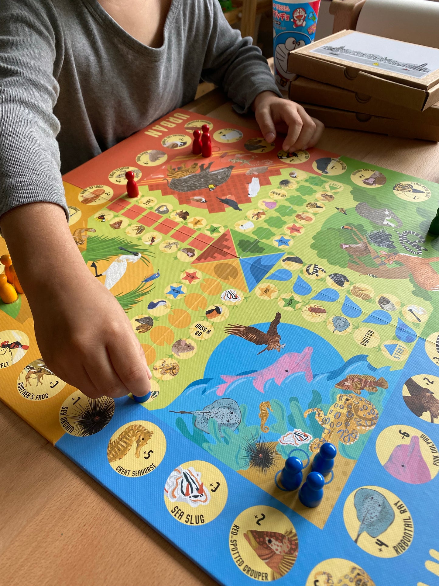 Hong Kong Habitat Ludo board game (Bilingual)