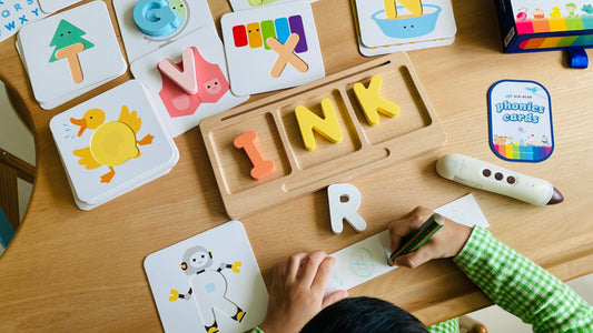 KIDsRead 點讀筆 - Talking Alphabet Blocks 及 Phonics Cards 兩歲到四歲八個月小朋友真實使用分享