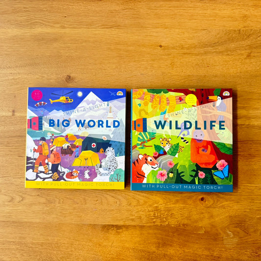 Shine-a-Light 手電筒遊戲書 (Big World / Wildlife)