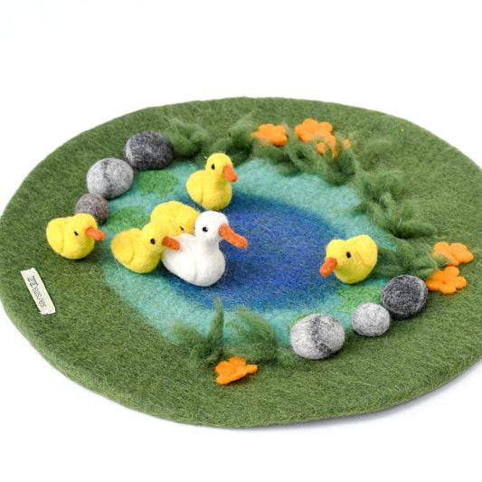 Duck Pond with 6 Ducks Play Mat Playscape 小池塘主題遊戲地墊
