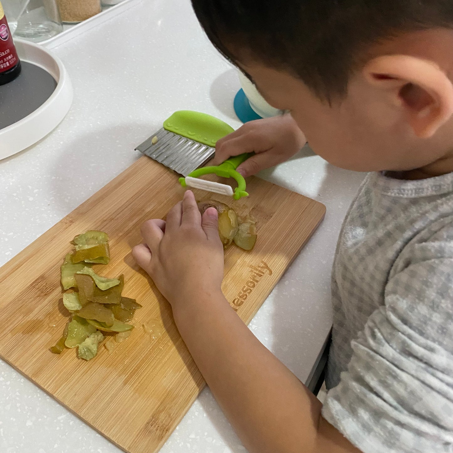 Montessorily Bamboo Cutting Board 兒童竹製砧板